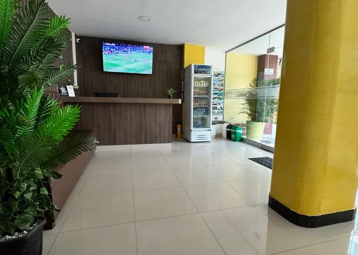 Hotel cerca del aeropuerto: Hotel Gixael
