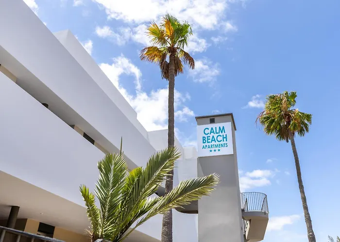 Familiehotel: Calm Beach Apartments