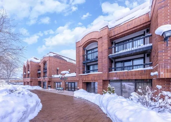 Resort: Royal Park Plaza