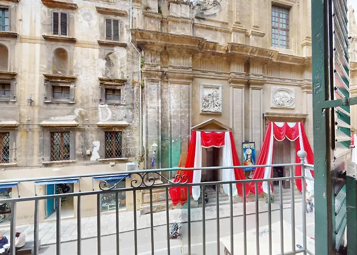 Albergo centrale: Ai Crociferi affittacamere