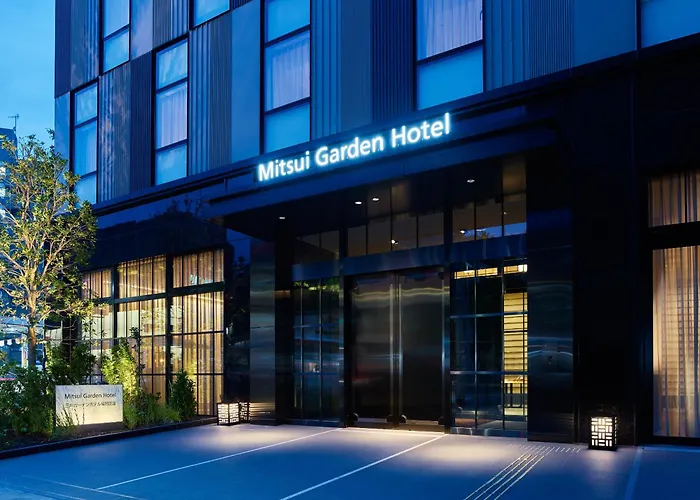 Luxury hotel only: Mitsui Garden Hotel Fukuoka Gion