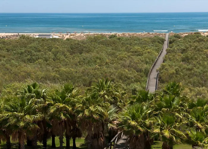 Leo Rentals Isla Canela