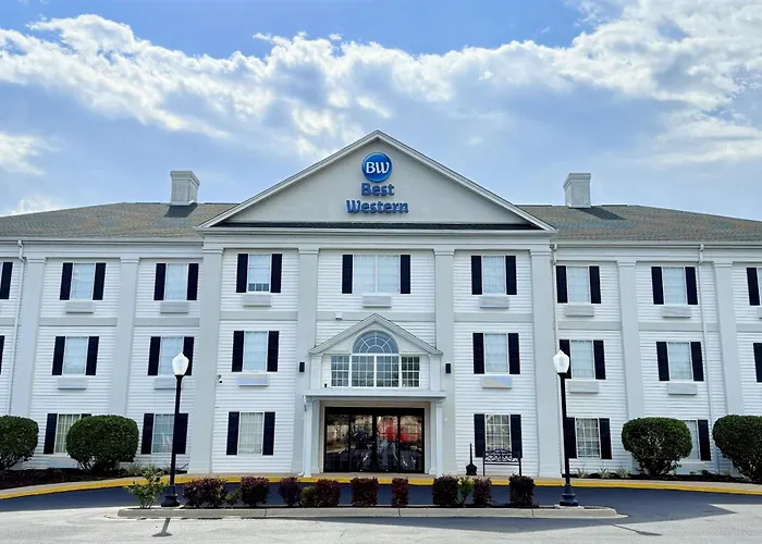 Hotel with pool: Best Western Of Crestview