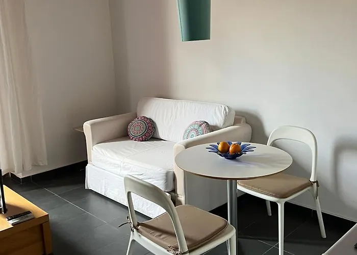 Hotel: Apart And Benef