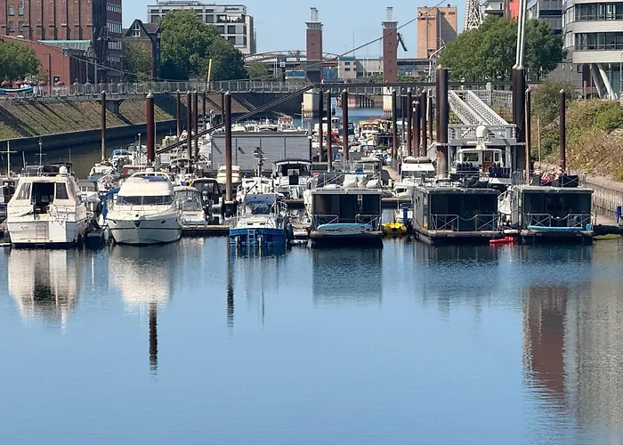 Hausboot Lore Duisburg