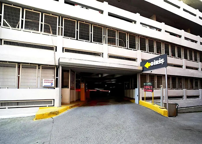 Meroddi Bagdatliyan - 1892 Heritage Rooms By Galata Tower