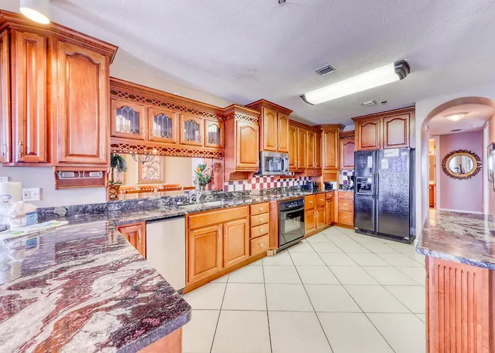 Vacation rental: Island Royale P 301