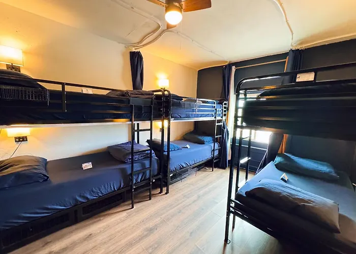 Ith San Diego Mission Beach Backpacker Hostel