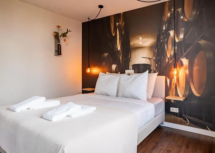 LÖSS Wijnhotel En Smaaklokaal