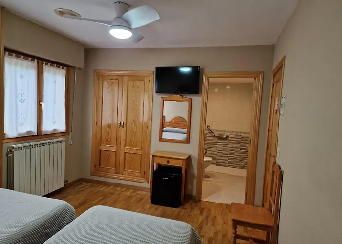 Hostal Valle De Tena