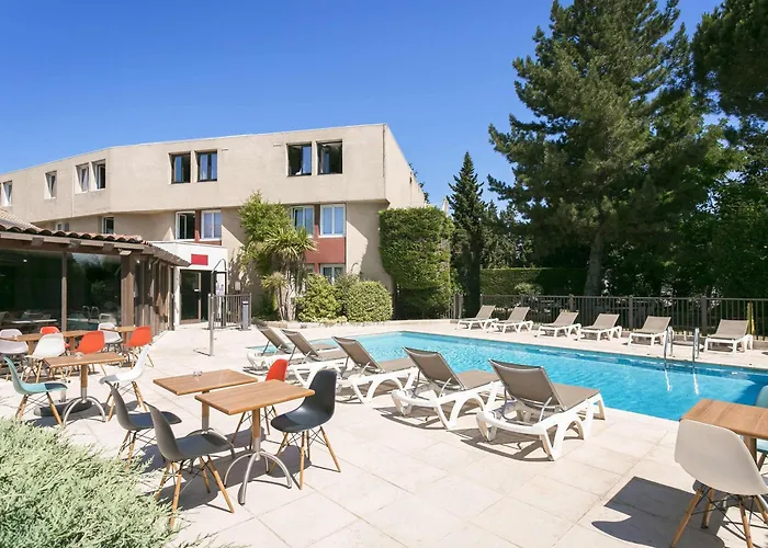 Golf hotel: Ibis Avignon Sud