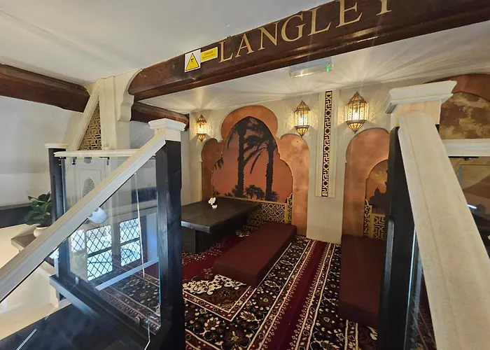 Langley Inn