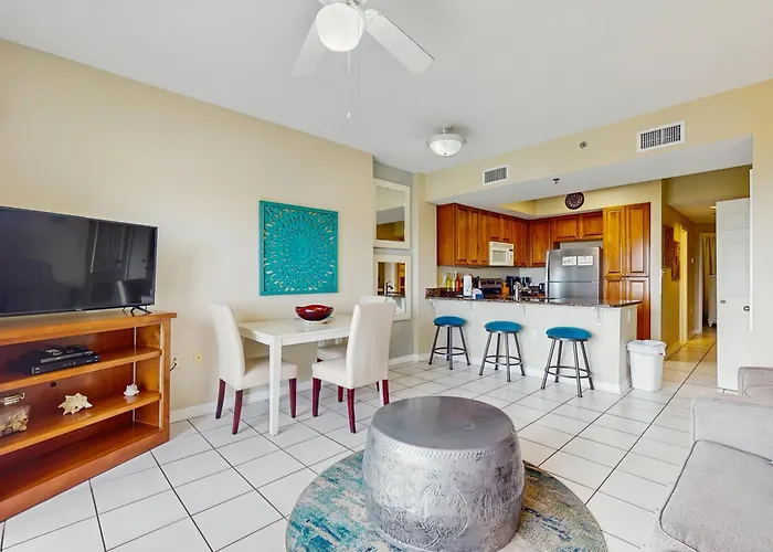 Cabin: Tidewater 105