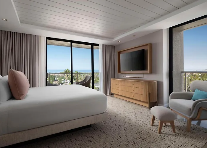 La Jolla, Curio Collection By Hilton
