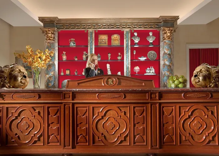 Resort: Hotel Raphael - Relais & Chateaux