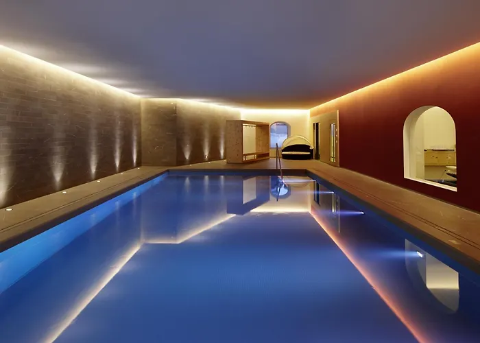 Romantic hotels Steffani