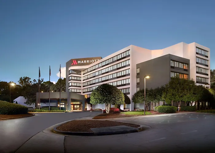 Hotel with Tennis: Atlanta Marriott Peachtree Corners