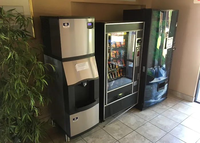 Motel: Americas Best Value Inn & Suites Ft Collins E At I-25