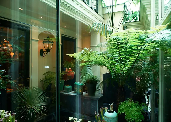 Hotel with view: Hotel Estherea