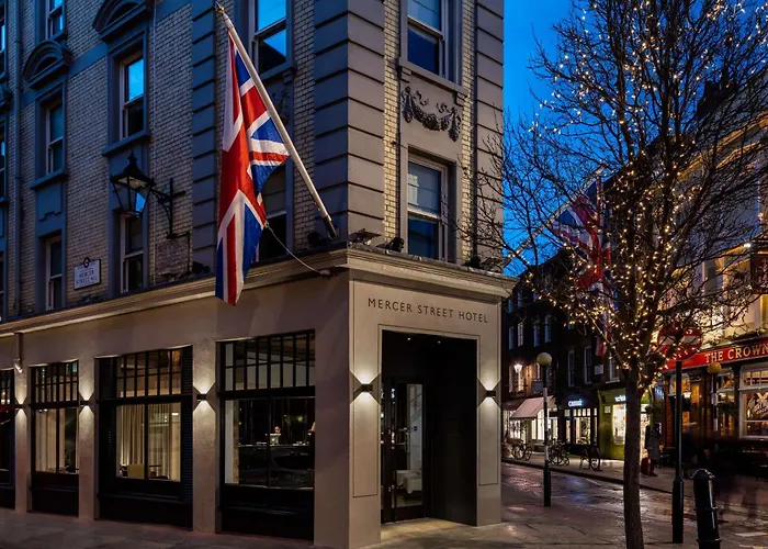  Radisson Blu , London Mercer Street