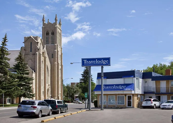 Resorts Guide Travelodge By Wyndham Moose Jaw