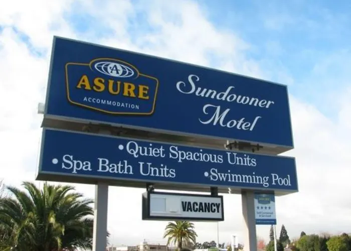 Airport Hotel: Sundowner Motel