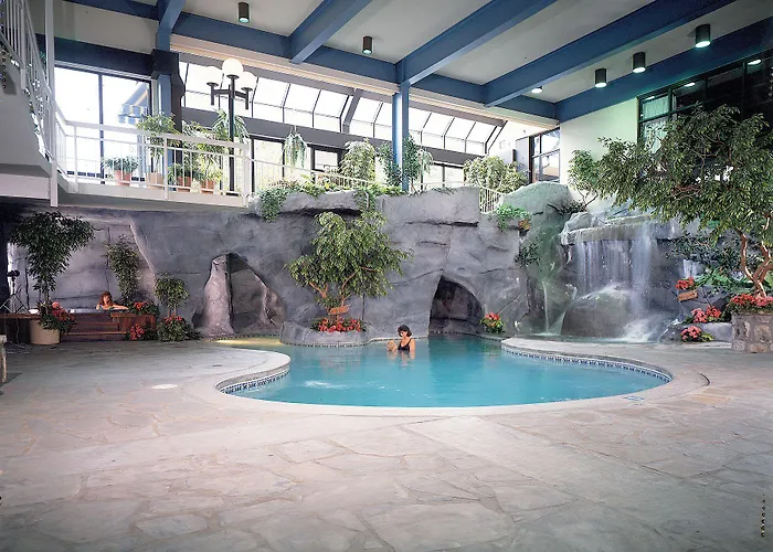 Resort: Sidney James Mountain Lodge