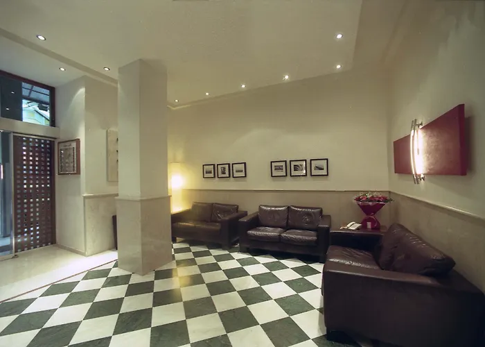 3 sterren hotel: Plaka Hotel