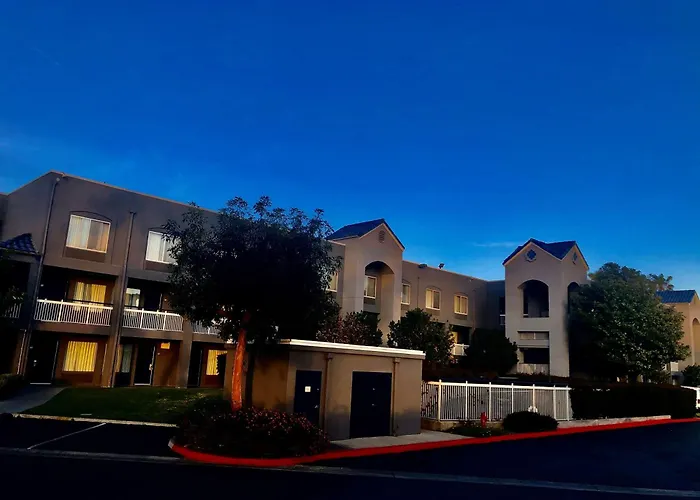 Surestay Hotel By Best Western Ontario Airport