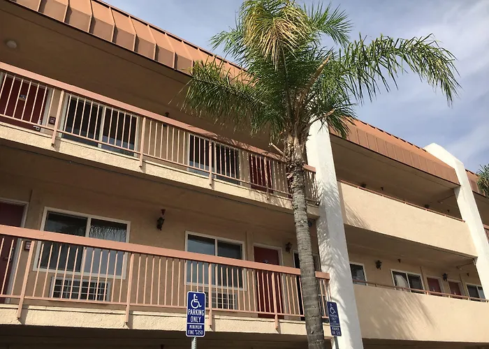 Motel: Days Inn By Wyndham Ontario Airport