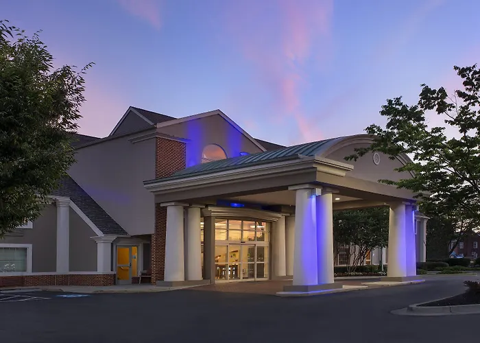 Holiday Inn Express & Suites By Ihg