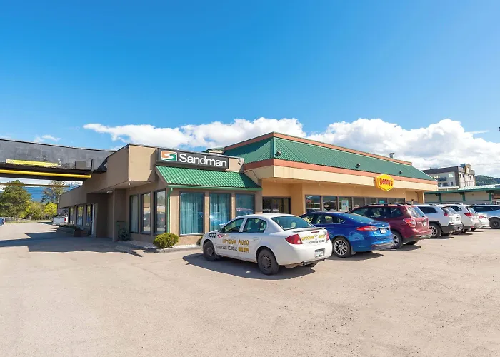 Pet Friendly hotel: Sandman Hotel Terrace