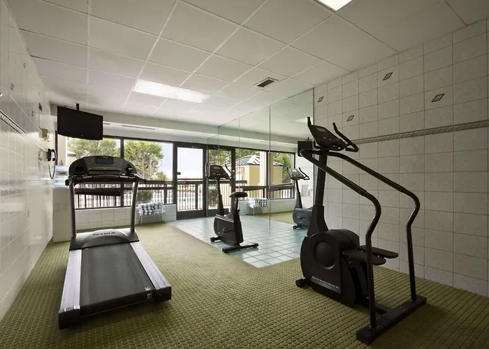 Motel: Super 8 By Wyndham Calhoun