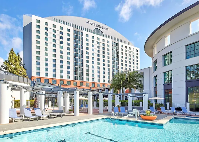 Luxury hotel only: Hyatt Regency La Jolla At Aventine