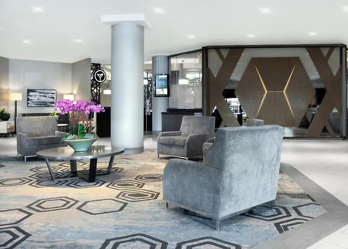 Family Hotel: Sheraton Vancouver Guildford Hotel