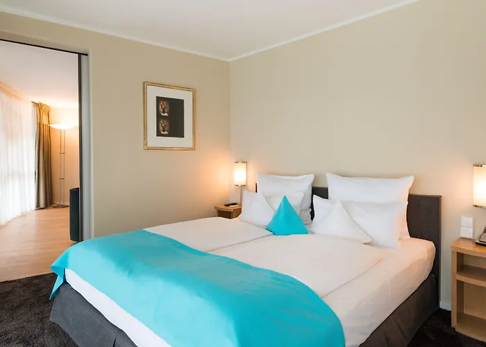 Hotel: Wasserturm Hotel Cologne, Curio Collection By Hilton