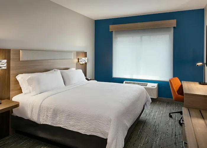 Jacuzzi hotel: Holiday Inn Express Lewiston By Ihg