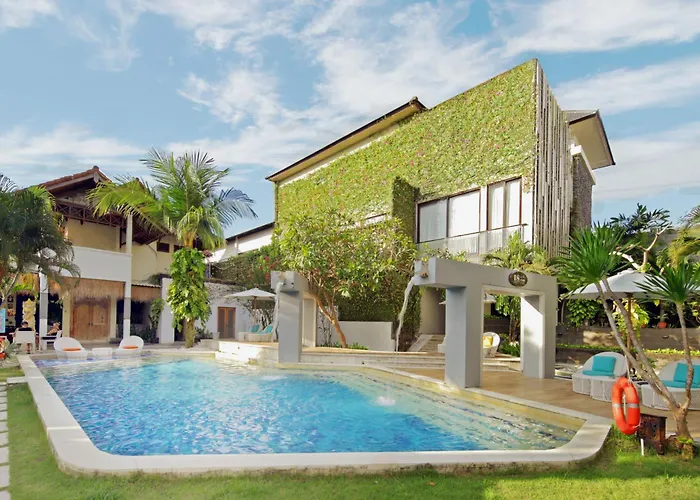 Resorts Guide 18 Suite Villa Kuta