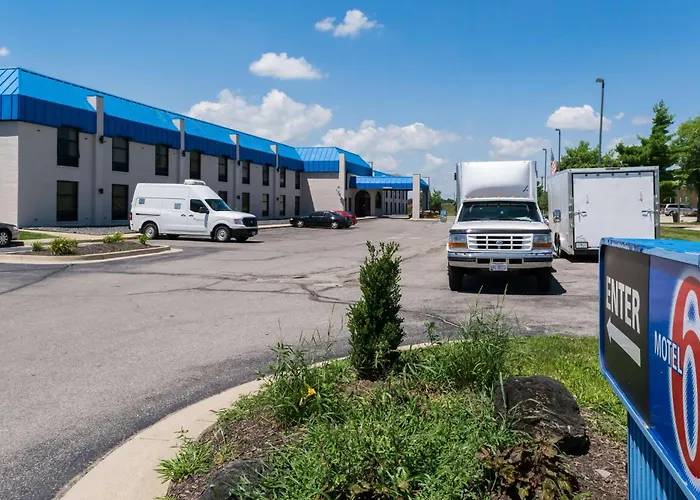 Motel 6-Richmond, In