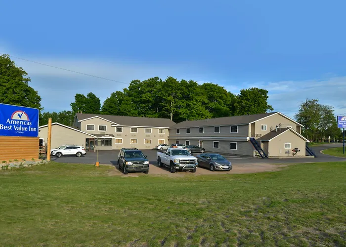 Family Hotel: Americas Best Value Inn Marquette