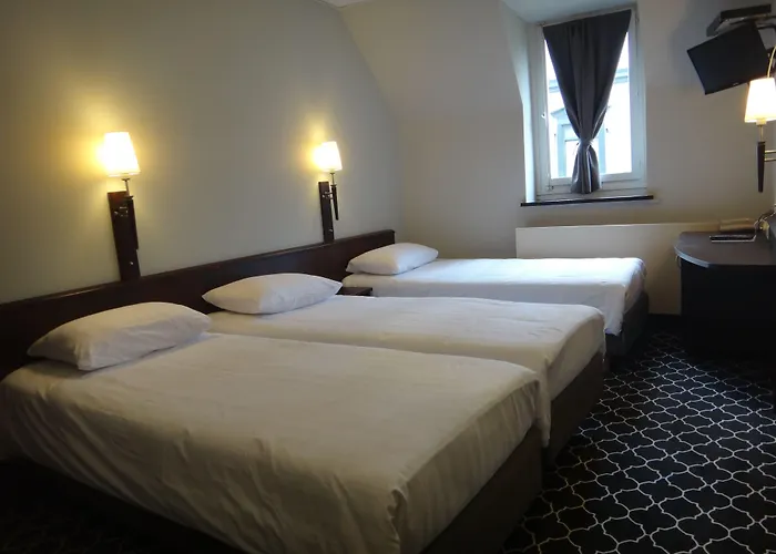 Hotel: Safestay Brussels Grand Place