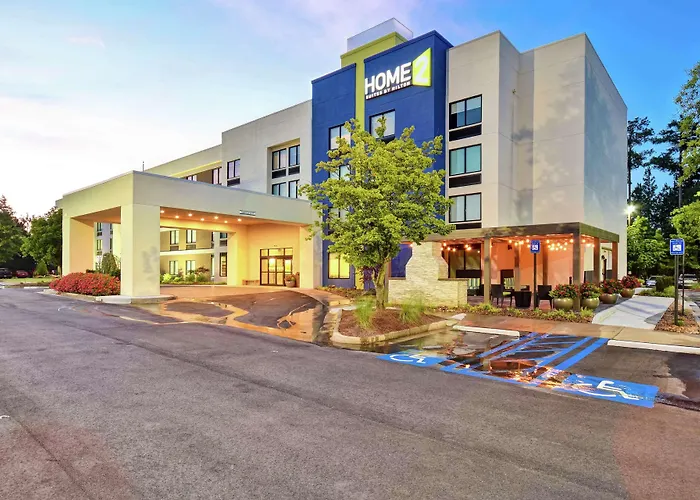 Cheap hotel: Home2 Suites By Hilton Atlanta Norcross
