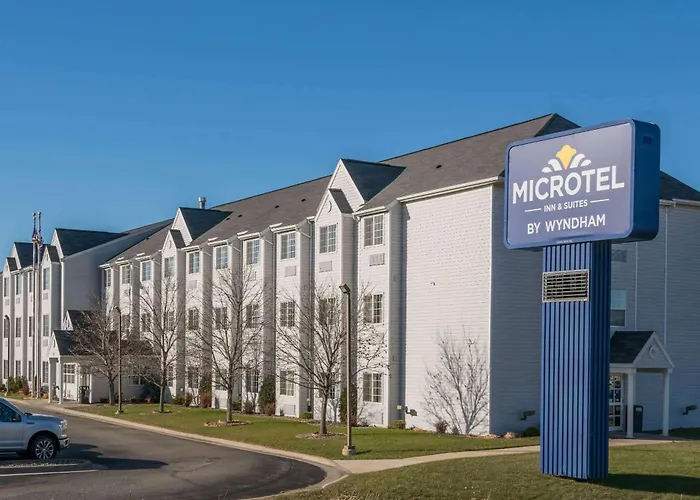Microtel Inn & Suites By Wyndham Rochester North Mayo Clinic
