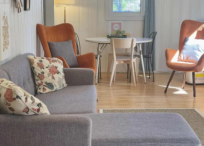 Beach hotel: The Finch Beach Resort