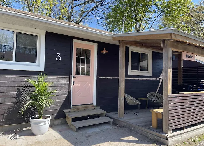 Beach hotel: The Finch Beach Resort