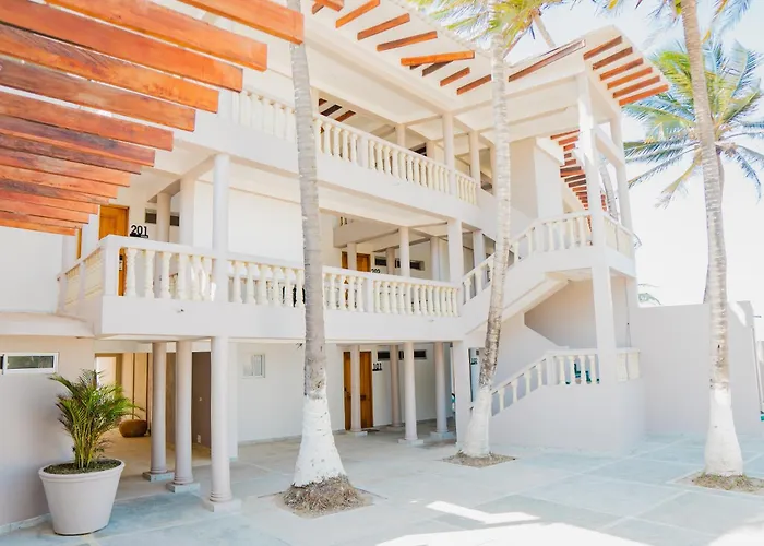 Hotel con tenis: Hotel Playa Palmeras Cartagena - Vía al Mar