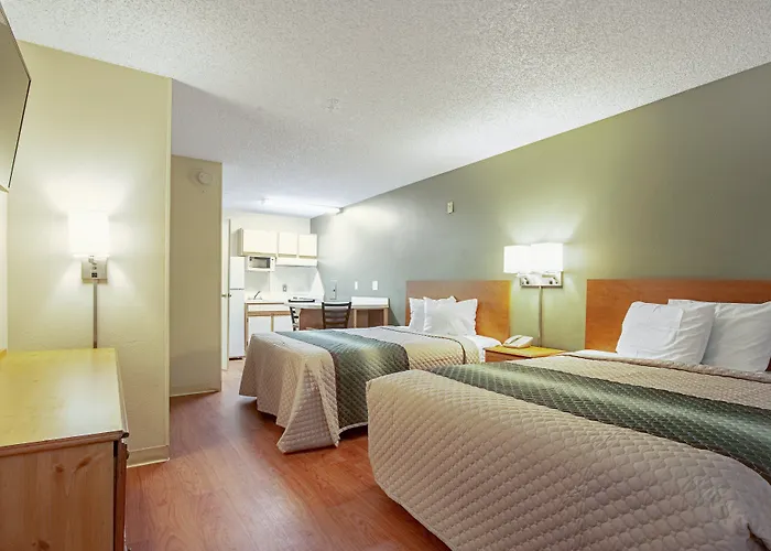 Hometowne Studios By Red Roof Phoenix - Dunlap Ave