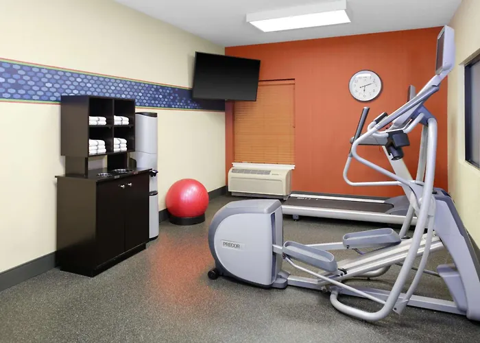 3 star hotel: Hampton Inn Portage