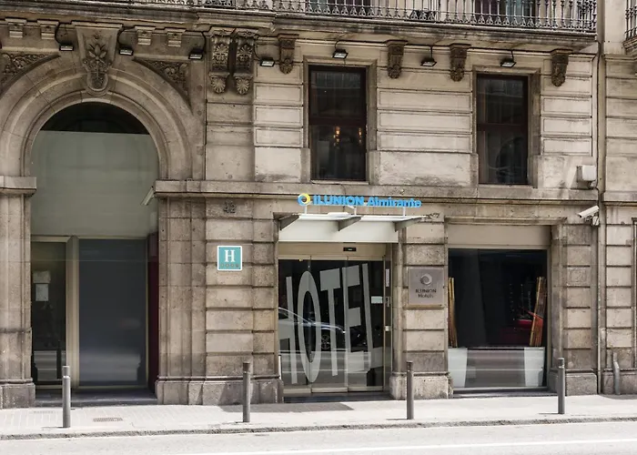 4 sterren hotel: Ilunion Almirante