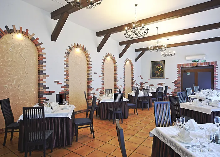 Tourist Hotel